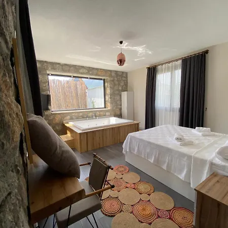 Uezuemlue Tas Hotel *